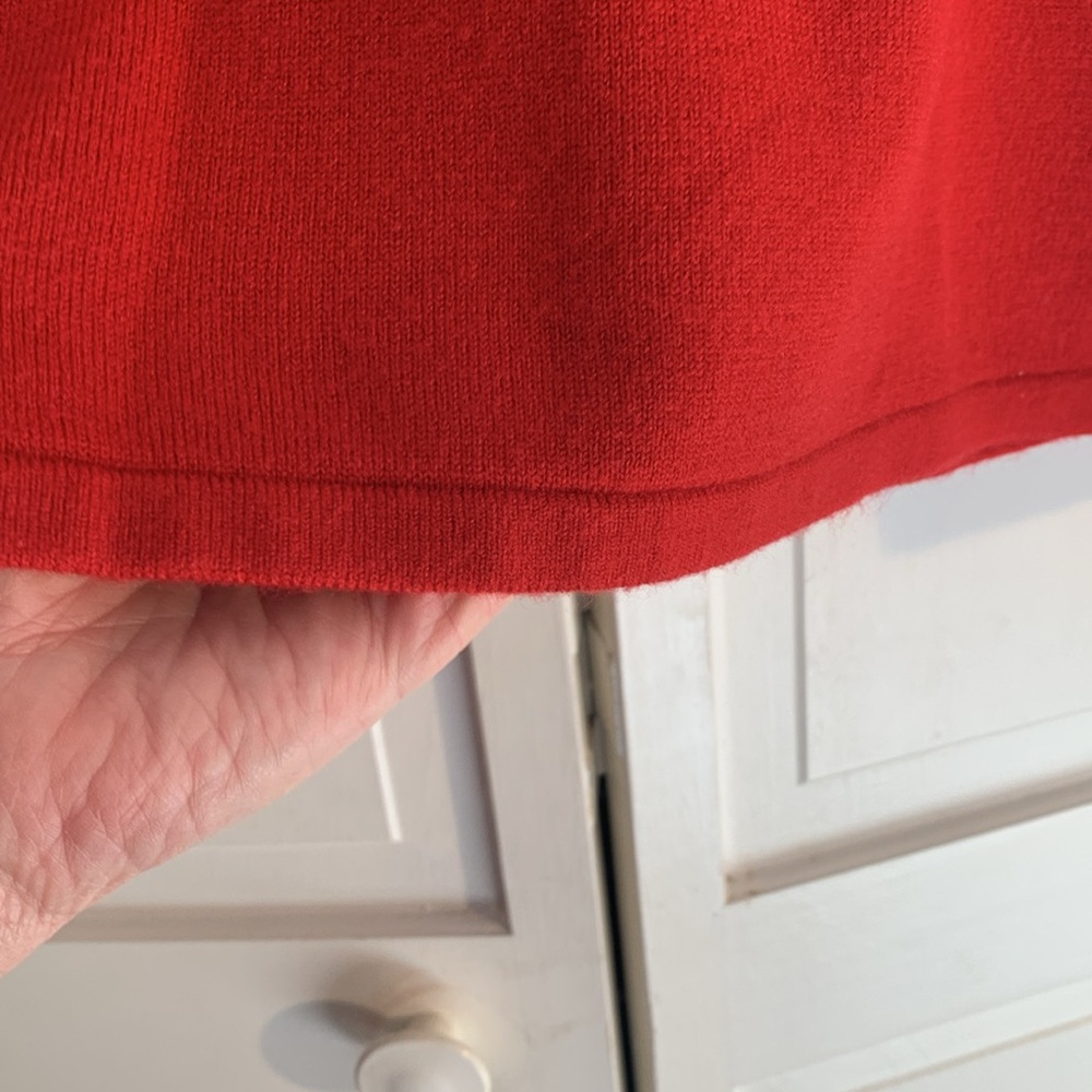 TanJay Red Crew Neck Sweater EUC - Picture 6 of 6